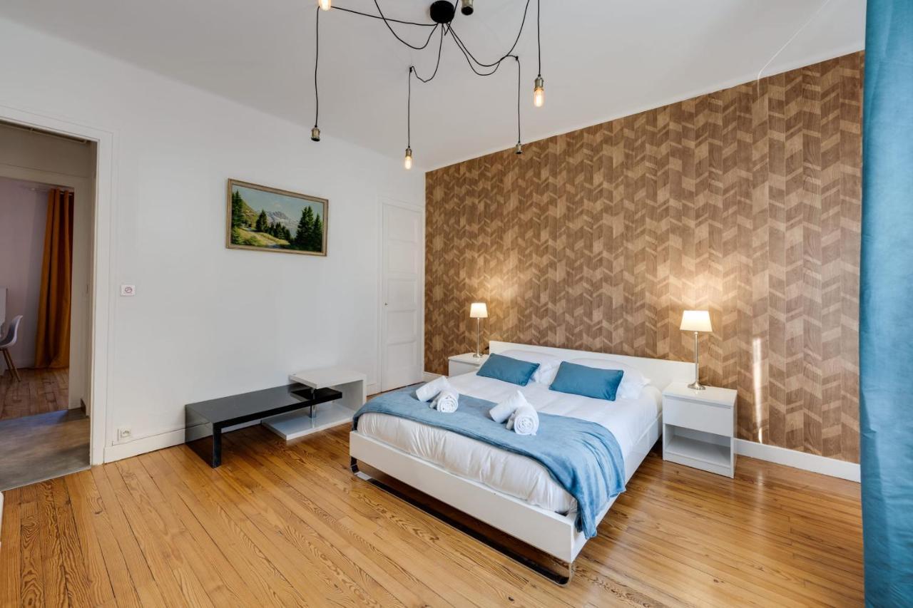 Les Capucins - 3 Bedroom Apartment Near The City アヌシー エクステリア 写真