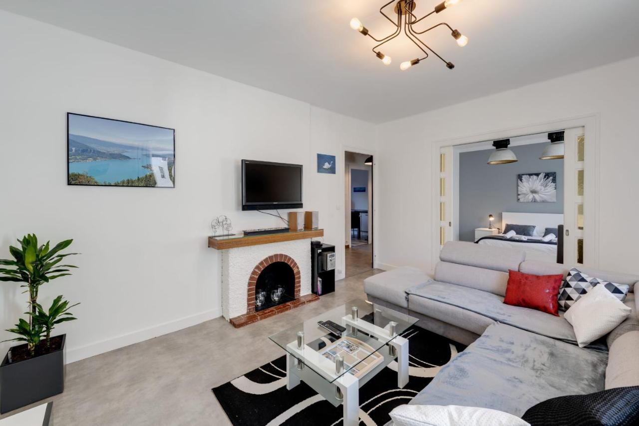 Les Capucins - 3 Bedroom Apartment Near The City アヌシー エクステリア 写真